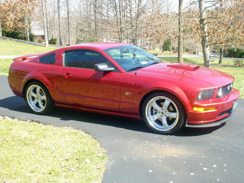 Pic Request Candy Apple Red or Redfire w 20 Shelby Razors any