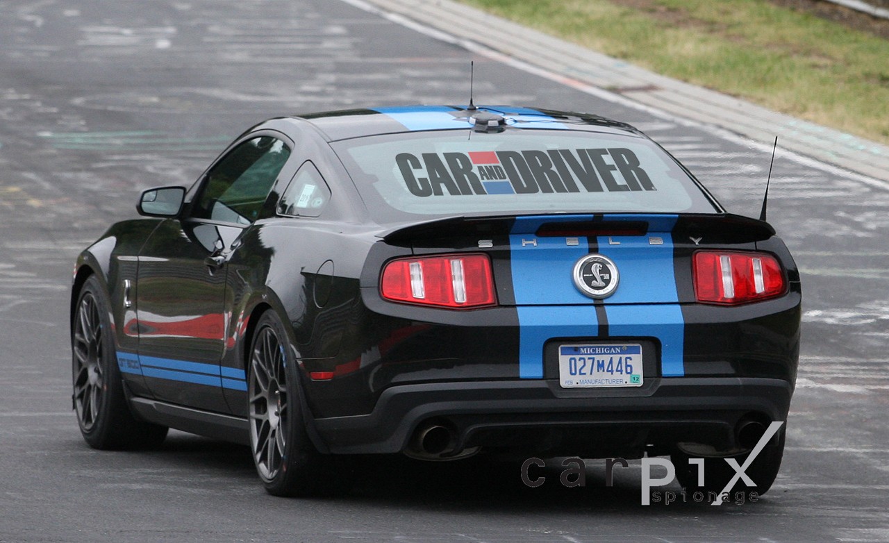 94019d1316948059-2013-n-rburgring-edition-2013_ford_mustang_shelby_gt500_spy_photo_11_cd_gallery_zoomed.jpg